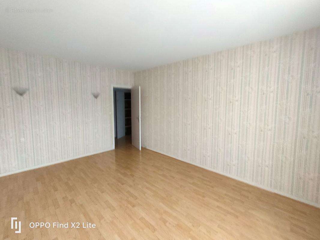 Maison  9 pièce(s) - photo 11