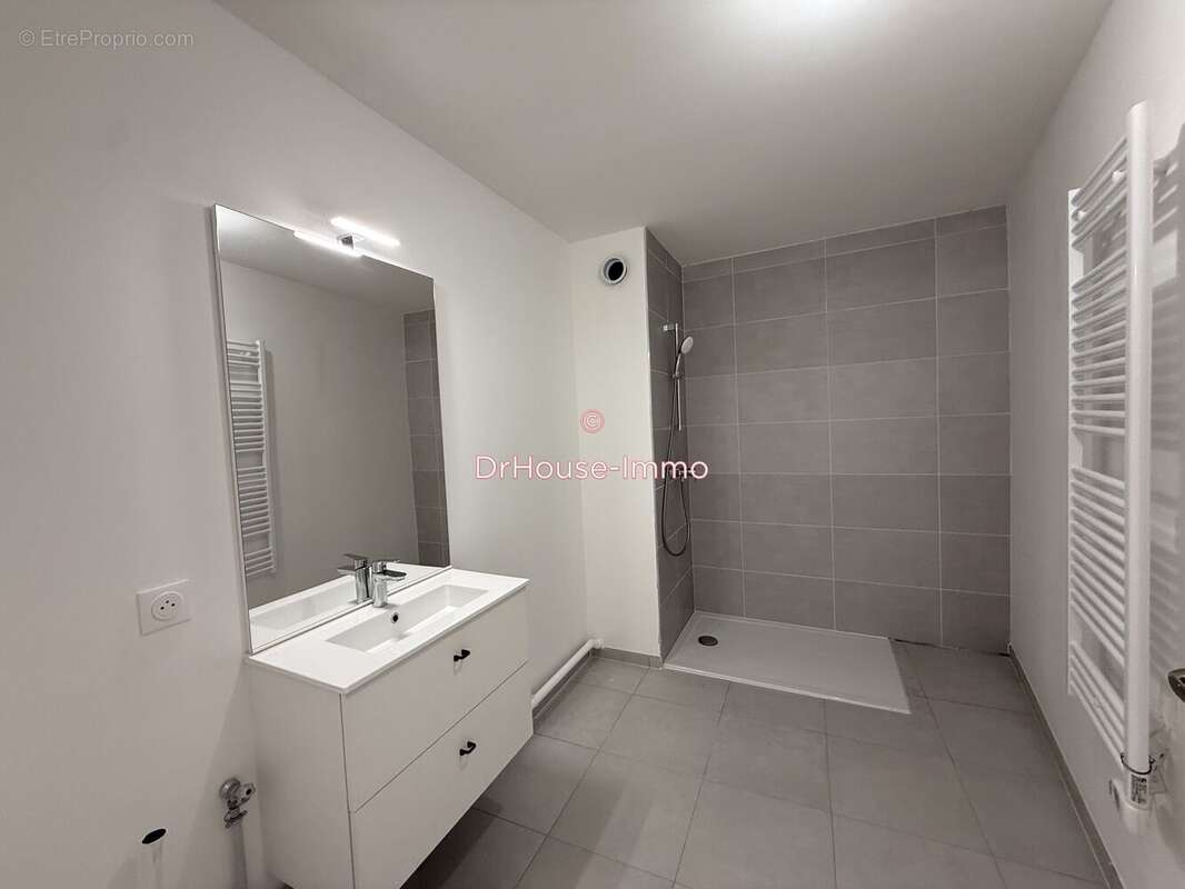 Appartement à CLICHY