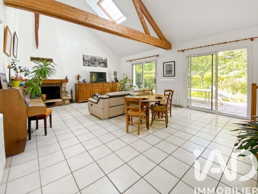 Photo 2 - Maison à YERRES