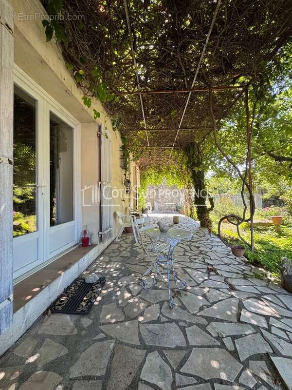 Propriete pernes les fontaines - photo 58