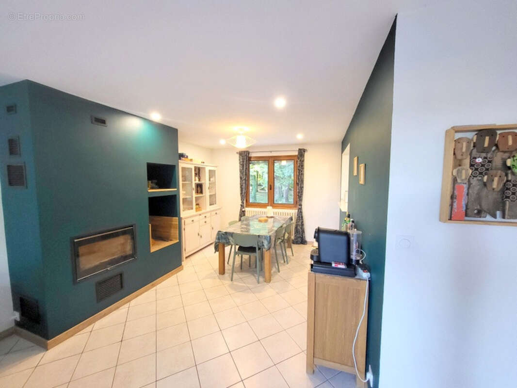 Propriete à vendre 5 pièces proche de BOURG EN BRESSE (01) - photo 5