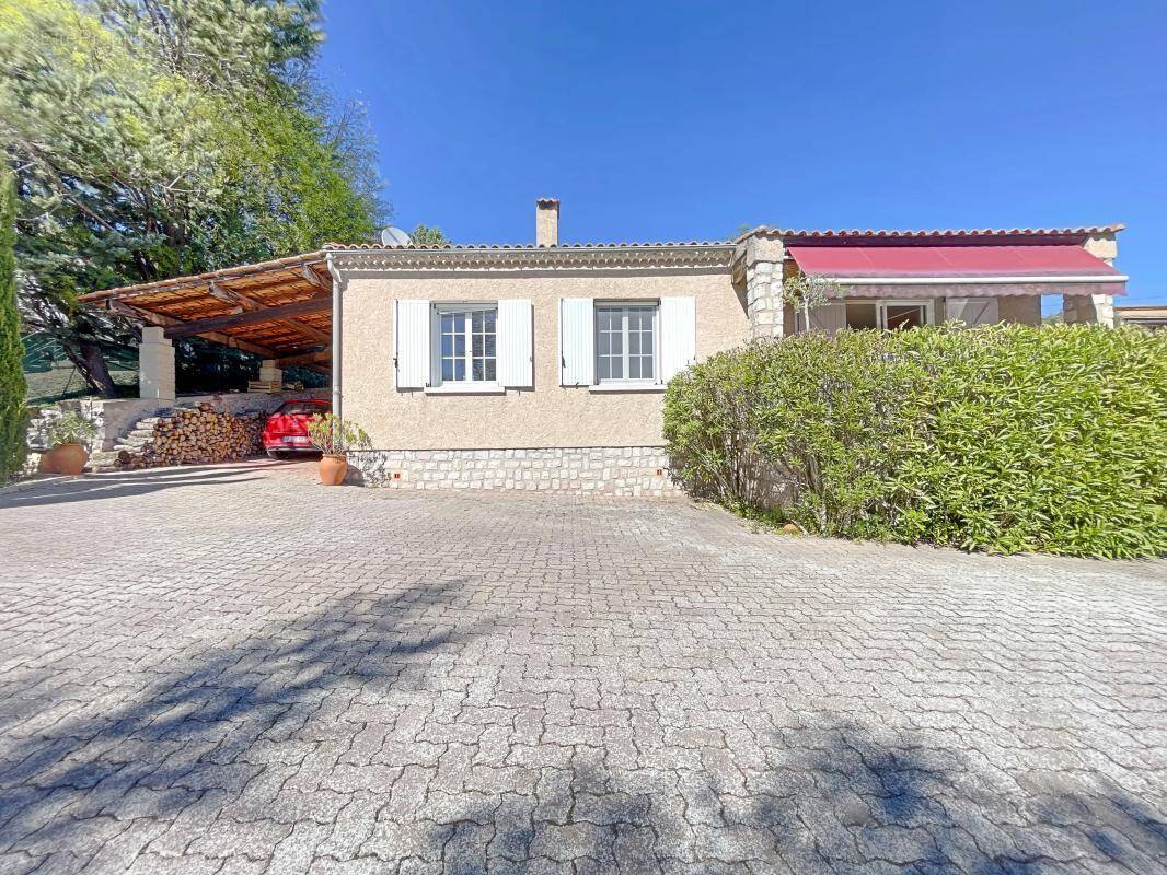 Maison à GINASSERVIS