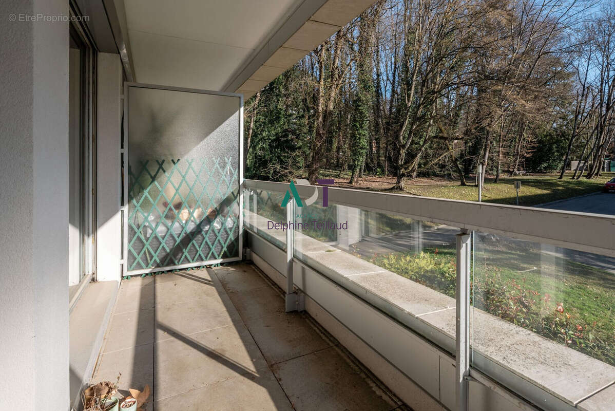 Appartement à MEYLAN