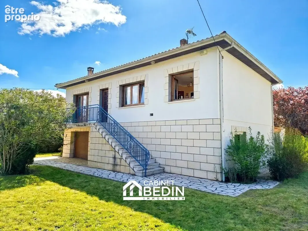 Maison 5 pièces 150 m² à vendre à Fargues-Saint-Hilaire (33370) - photo 1