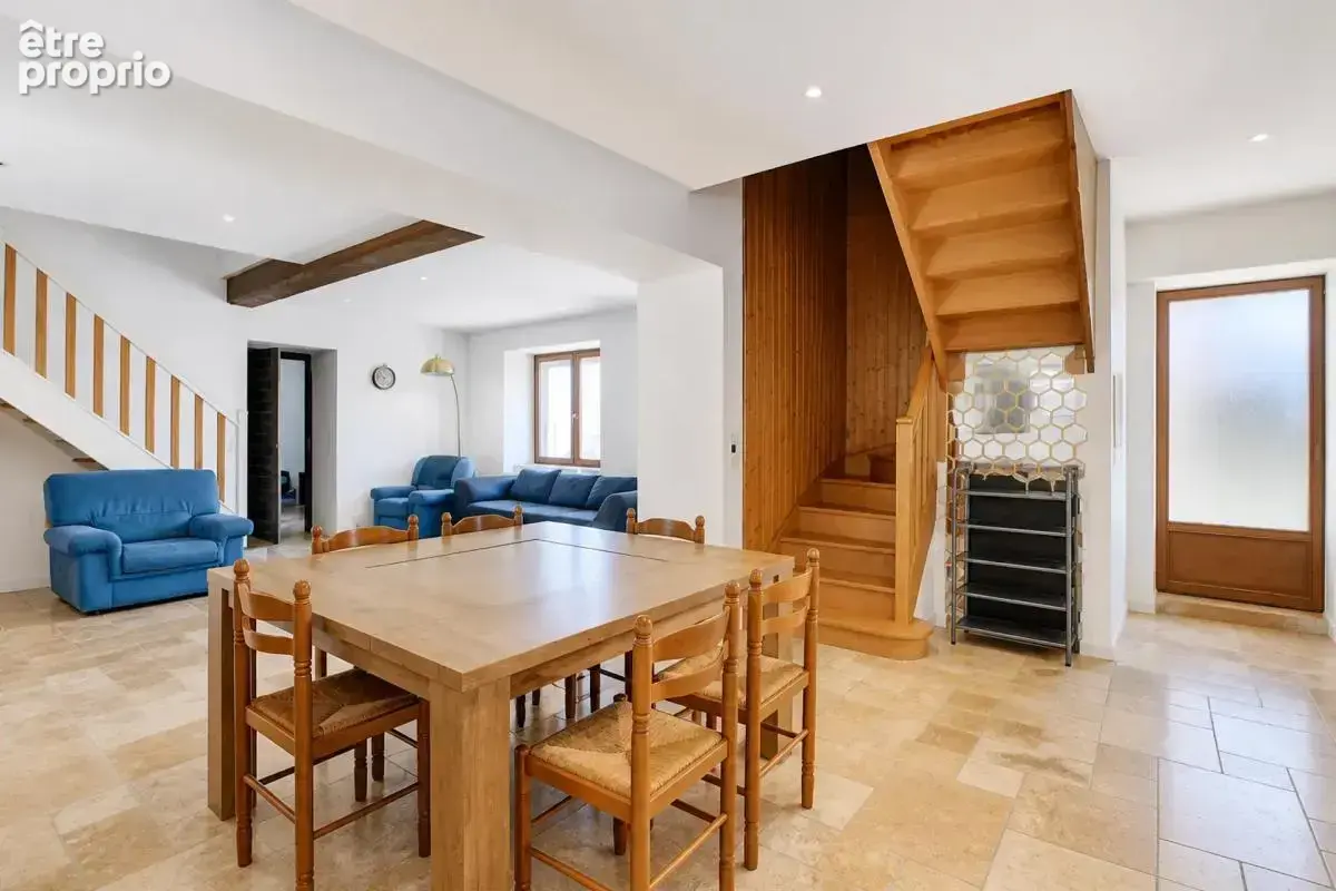 Maison de 6 pièces de 143 m² à Ampuis - photo 8