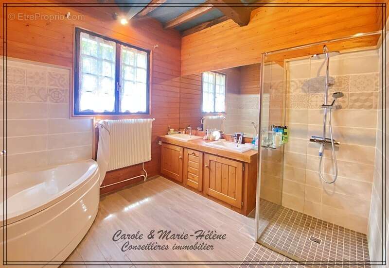 Maison 250 m² – 8 chambres – Piscine – Hangar 100 m² – Terrain 4 263 m² – Estillac - photo 17