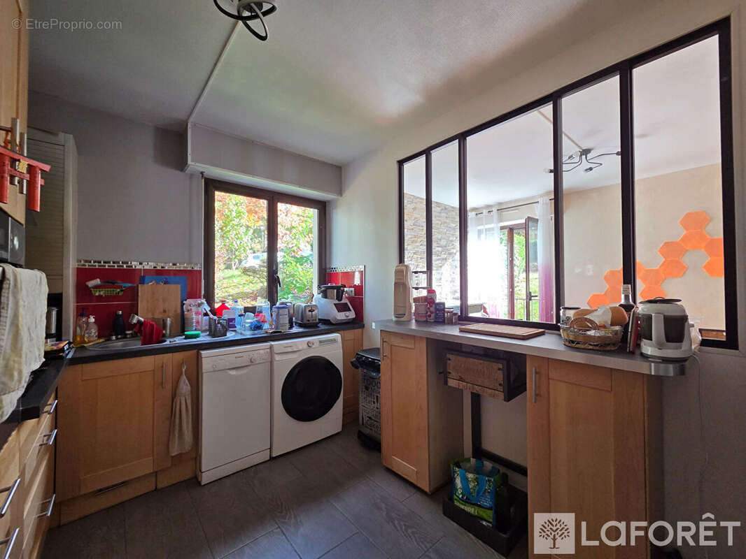 Appartement à GIF-SUR-YVETTE