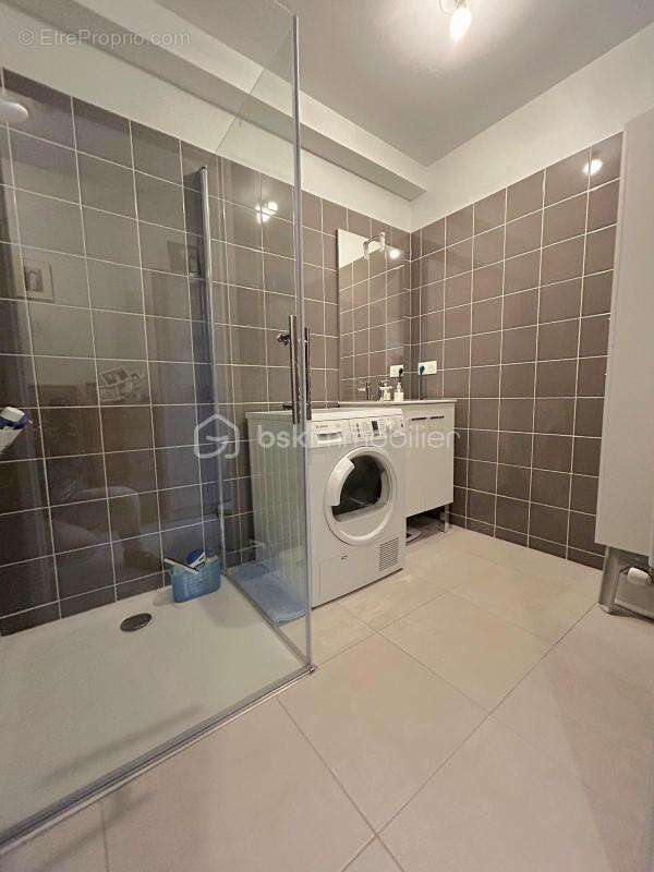 Appartement à CANNES-ECLUSE