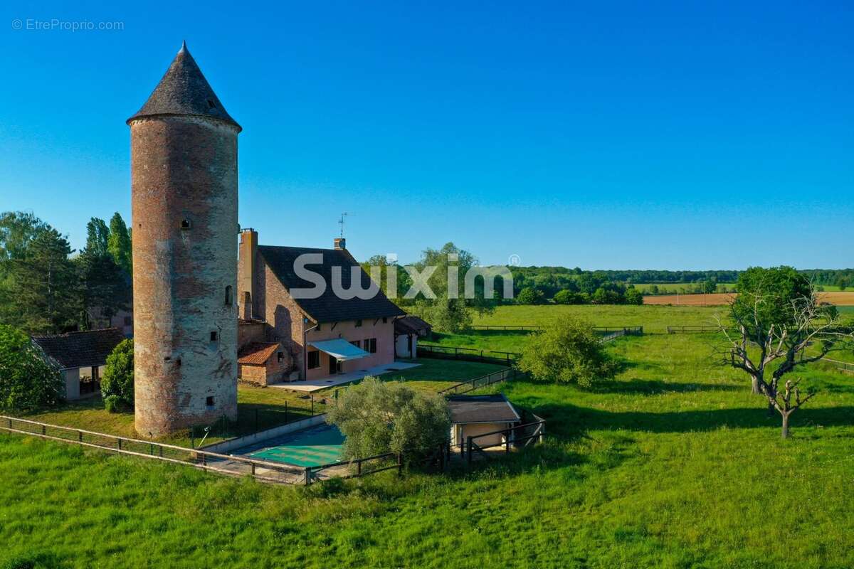 Maison à TOUTENANT
