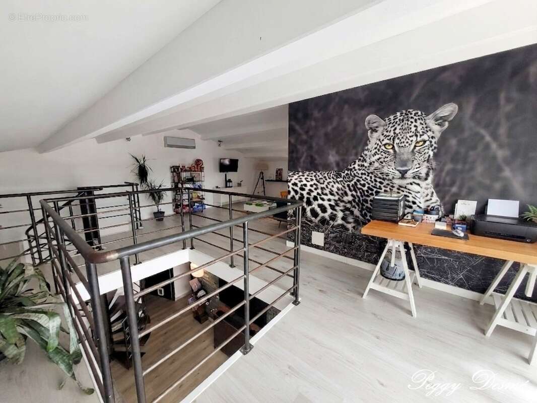 Maison à vendre 6 pièces VILLEDOUX (17) - Elégance et Confort aux portes de La Rochelle - 6 pièces - Piscine - photo 17
