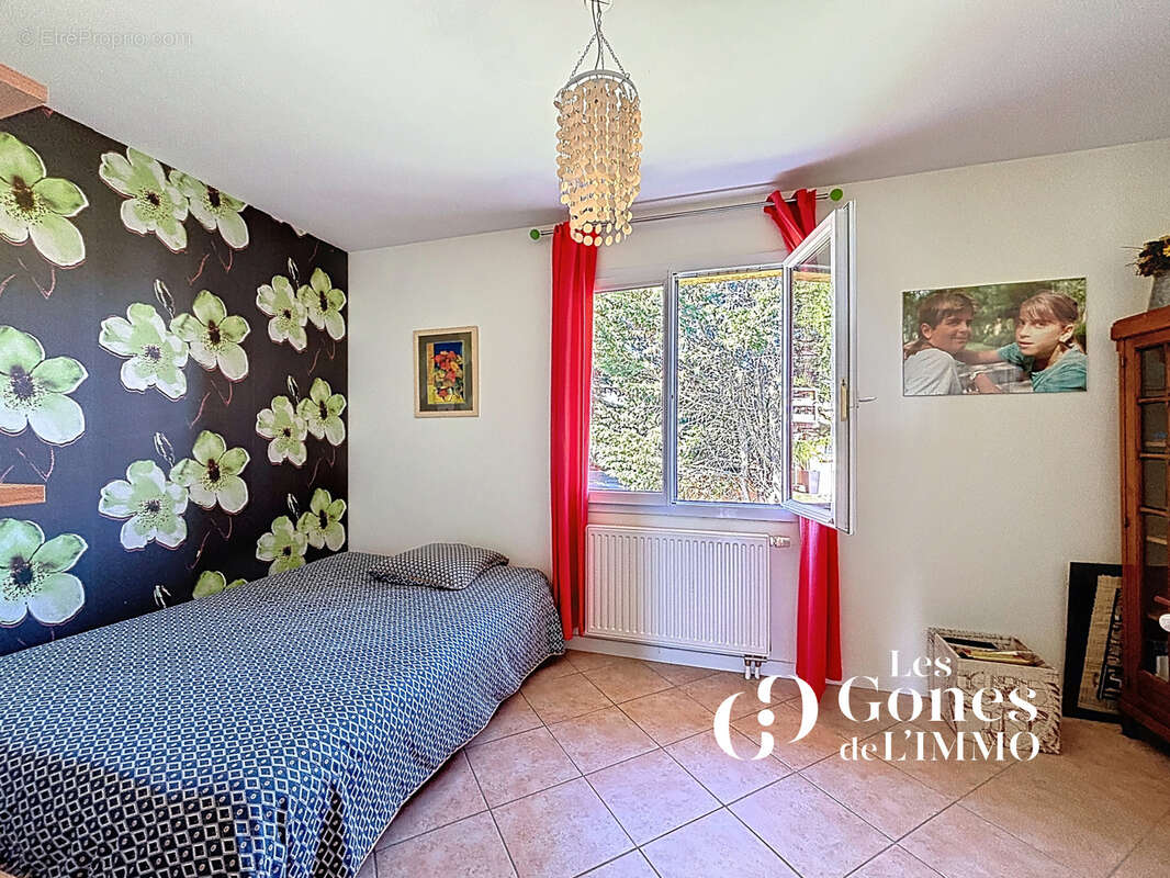 Maison à SAINTE-CONSORCE