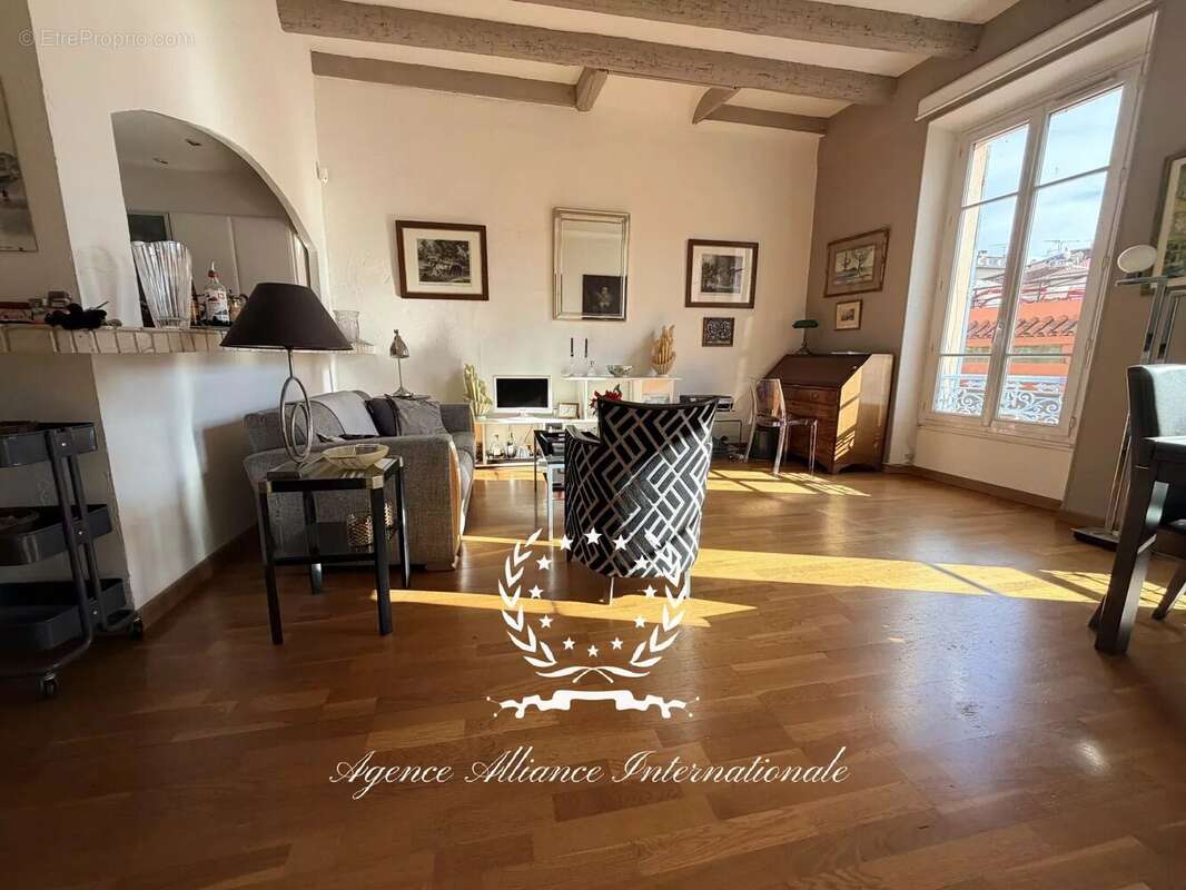 Appartement à CANNES