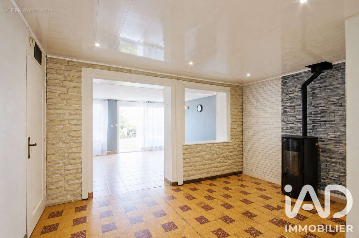 Maison 82 m² à Saint-Nicolas  - photo 4