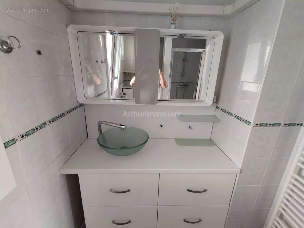 Appartement à FONTAINE