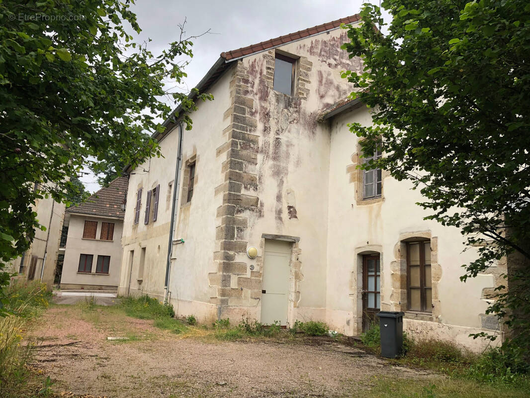 Appartement à VITTEAUX