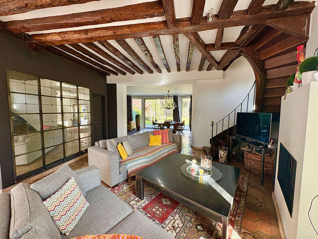Maison à VALLERY