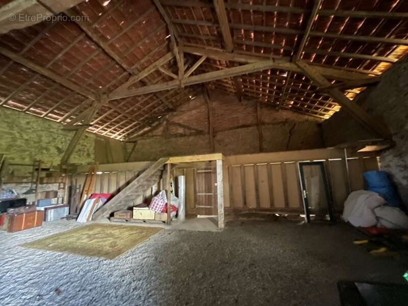 Maison à SAINT-JUNIEN