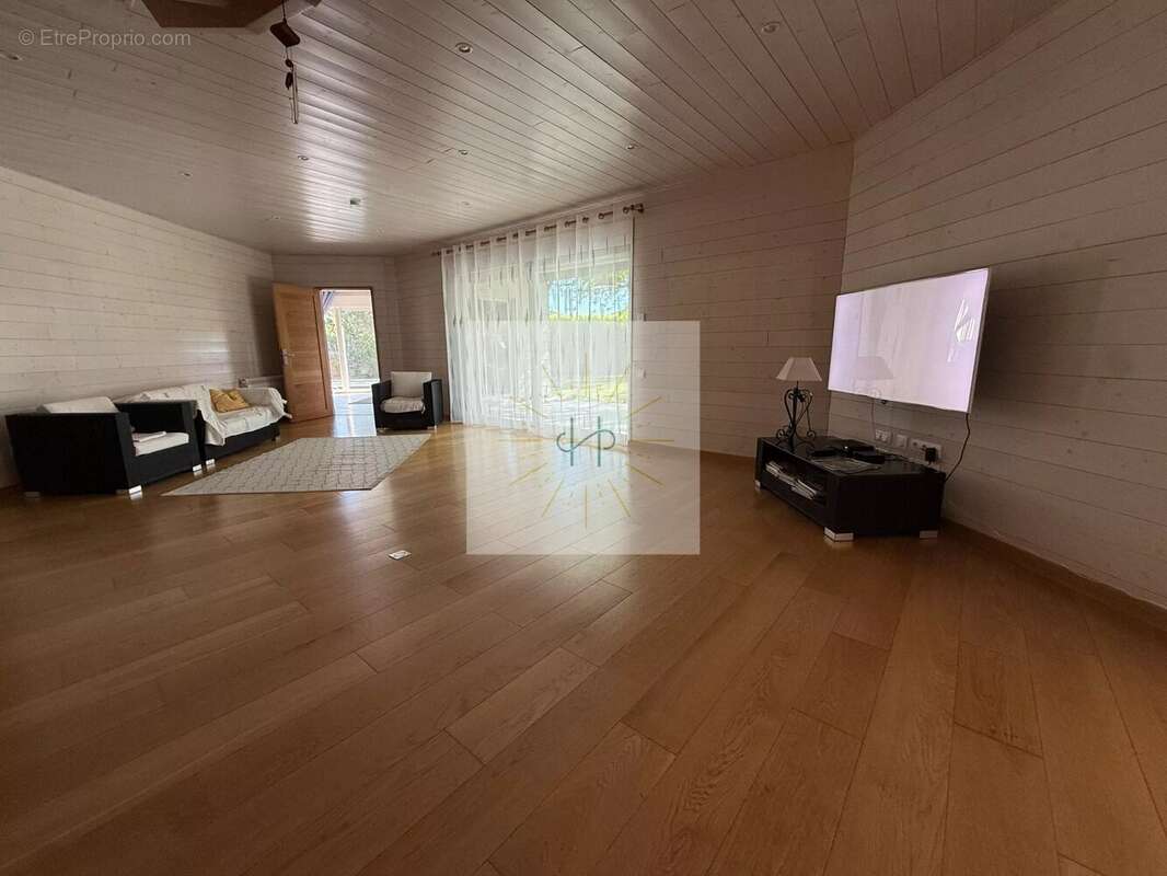 Maison 176 m² à Montelimar  - photo 5