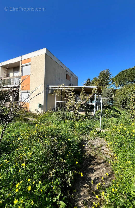 Maison à HYERES
