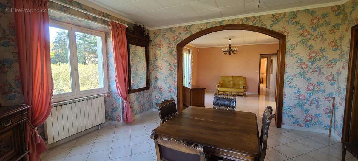 Maison à SAINT-AMBROIX