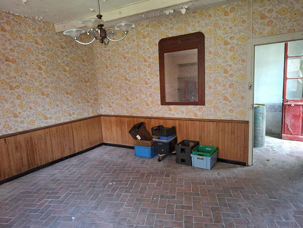 Maison à LES AVENIERES