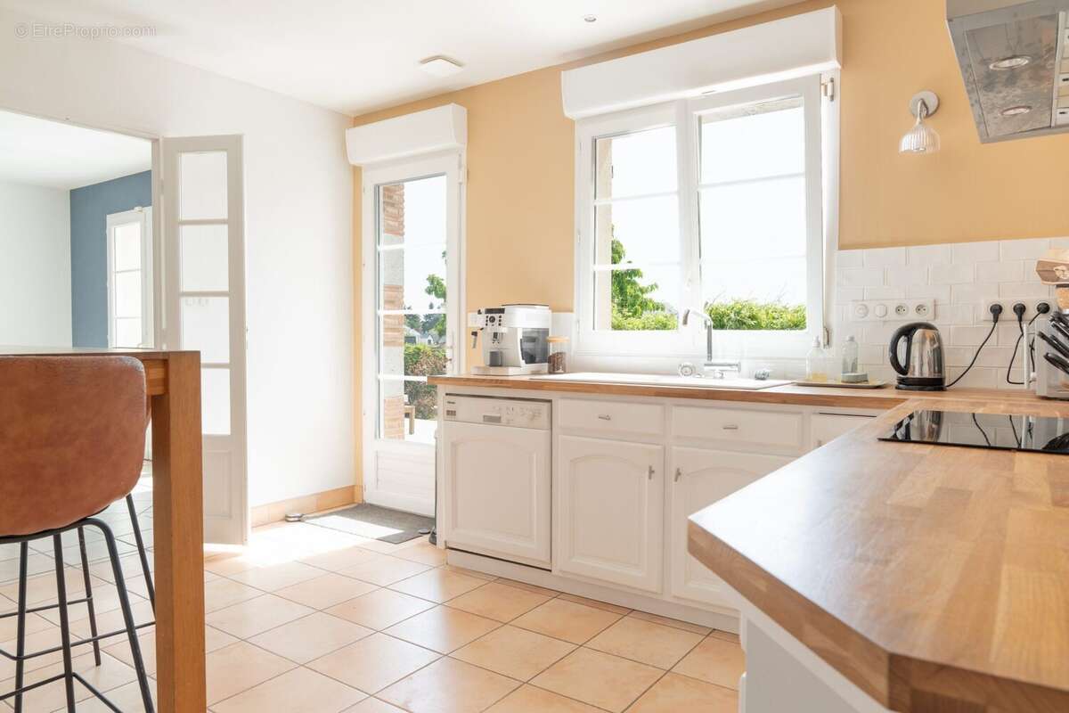Maison à COMBLEUX