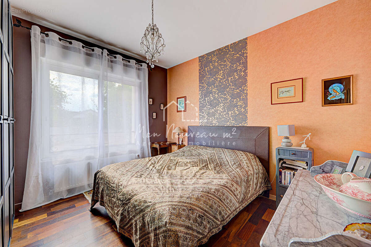 Maison à NOISY-LE-GRAND