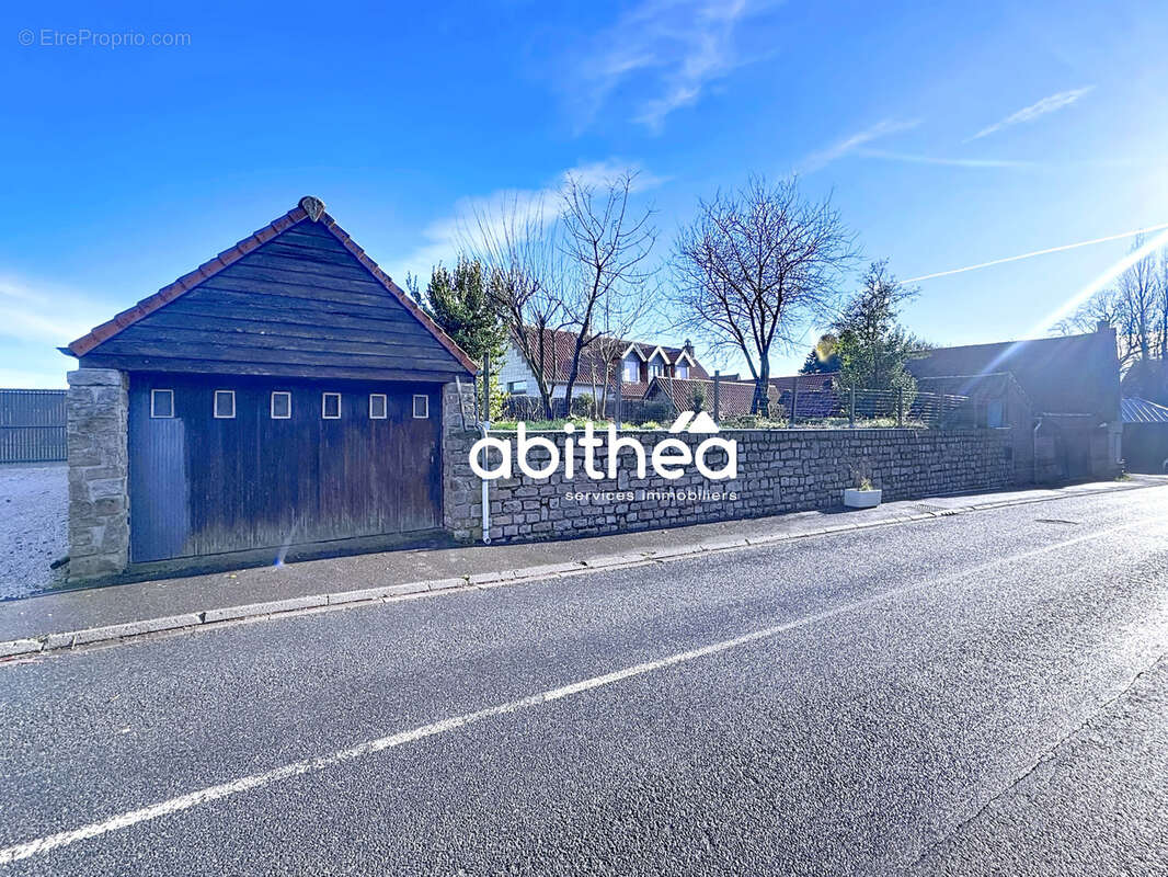 Maison à NEUVILLE-SAINT-VAAST