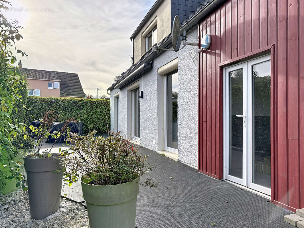 Maison à QUEVREVILLE-LA-POTERIE