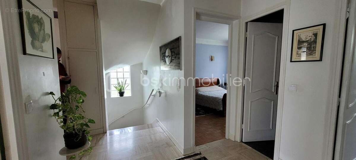Maison 173 m² à Champigny-Sur-Marne  - photo 7