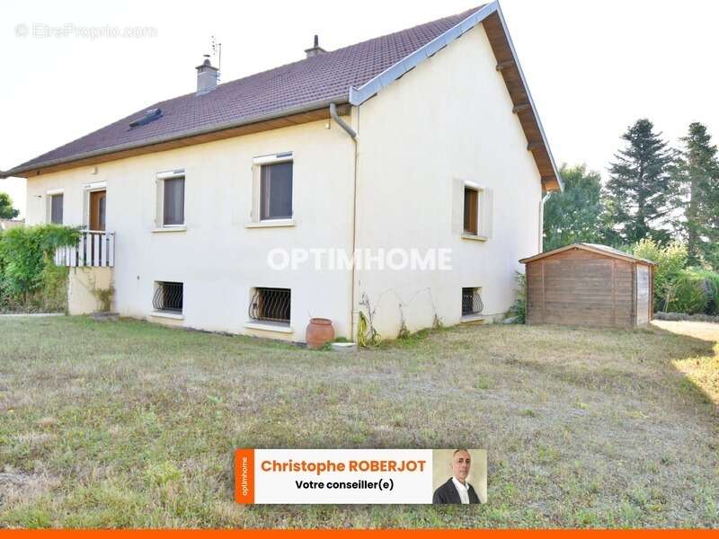 Maison à CHAMPFORGEUIL