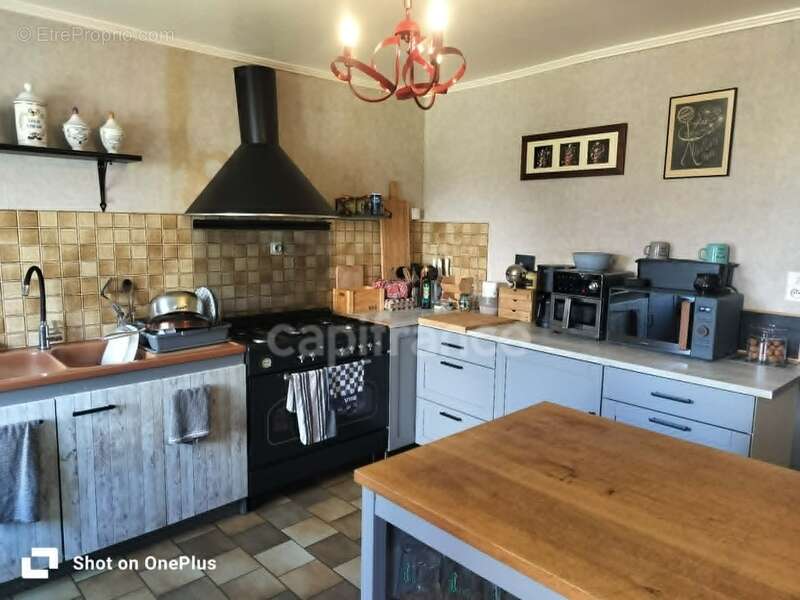 Maison familiale idéalement située au cœur de Poullaouen - photo 3