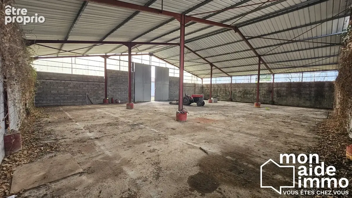 Commerce 425 m² à vendre à Arveyres (33500) - photo 4