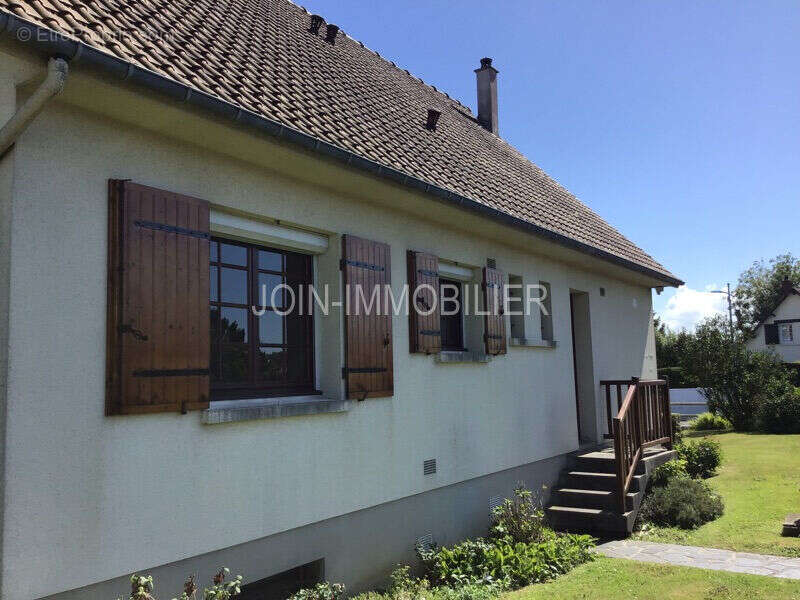 Maison à BRACQUEMONT