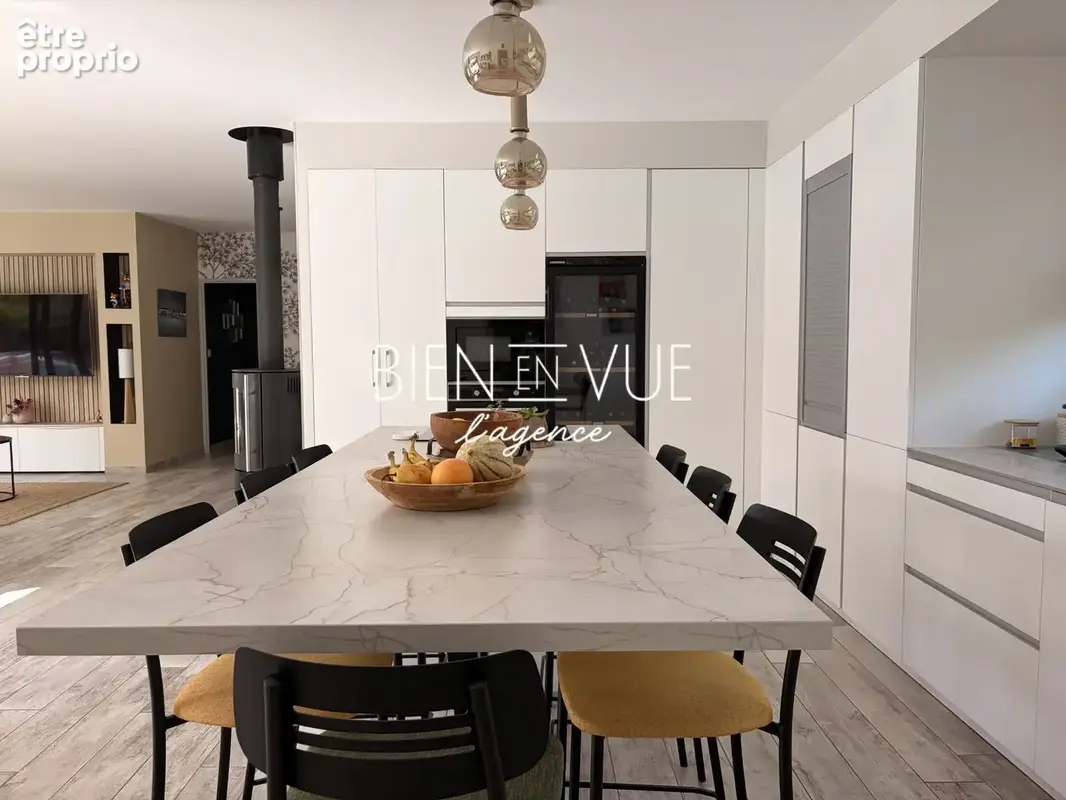 Une maison aux beaux volumes, pensée pour vivre et recevoir - photo 10