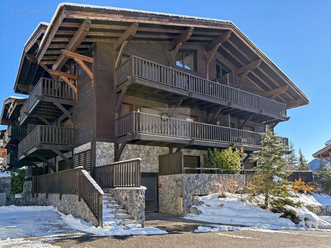 Appartement à SAINT-ETIENNE-DE-TINEE