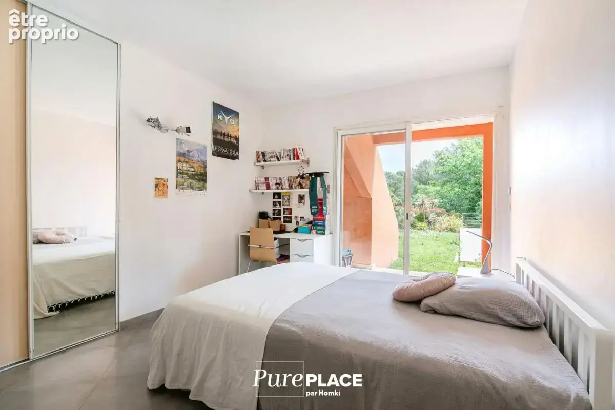 Maison/Villa T6 de 180 m² à Aix-en-ProvenceÉlégante maison contemporaine avec piscine – environnement sécurisé près d’Aix-en-Pro - photo 14