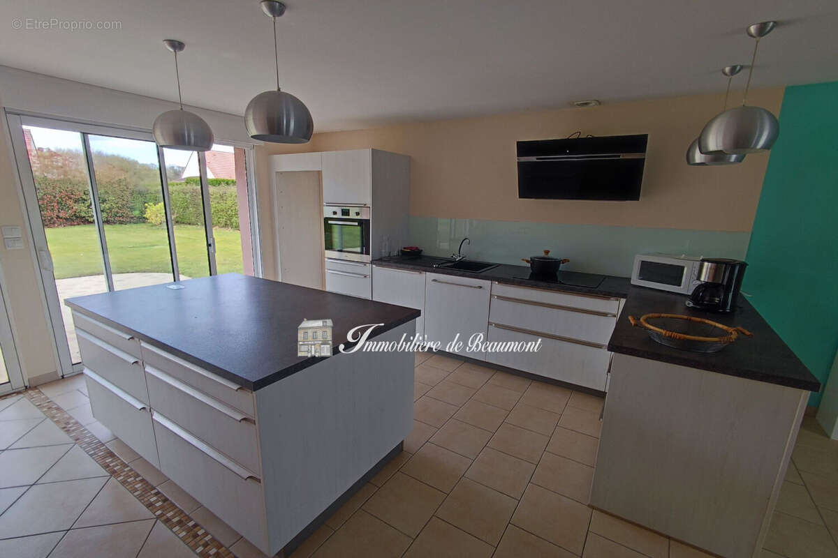 Maison à BEAUMONT-LE-ROGER