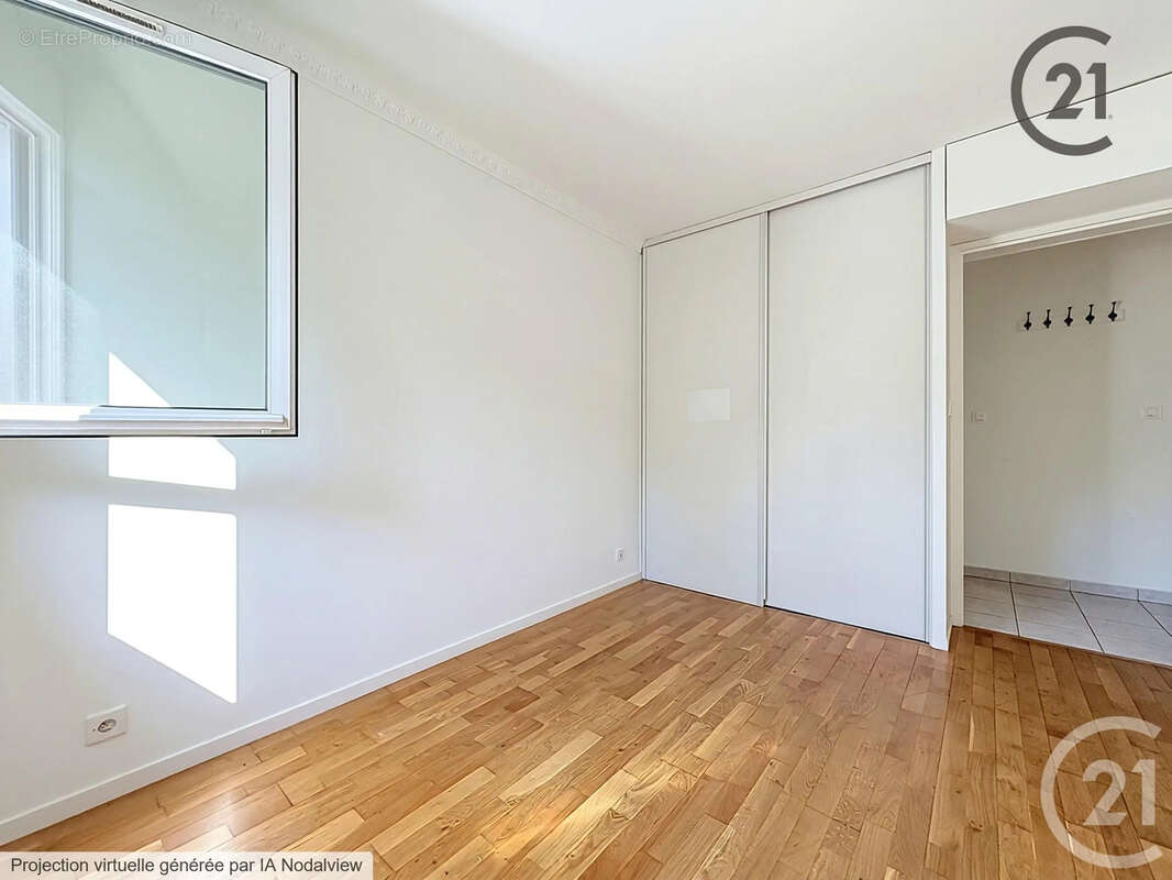Appartement à COMBS-LA-VILLE