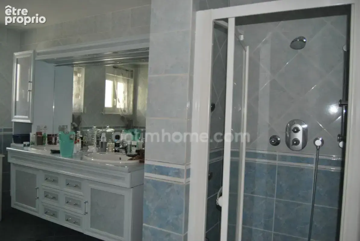 Maison en pierre de 120m2 à 5 minutes du bourg de BRIE et de CHAMPNIERS (16) - photo 7