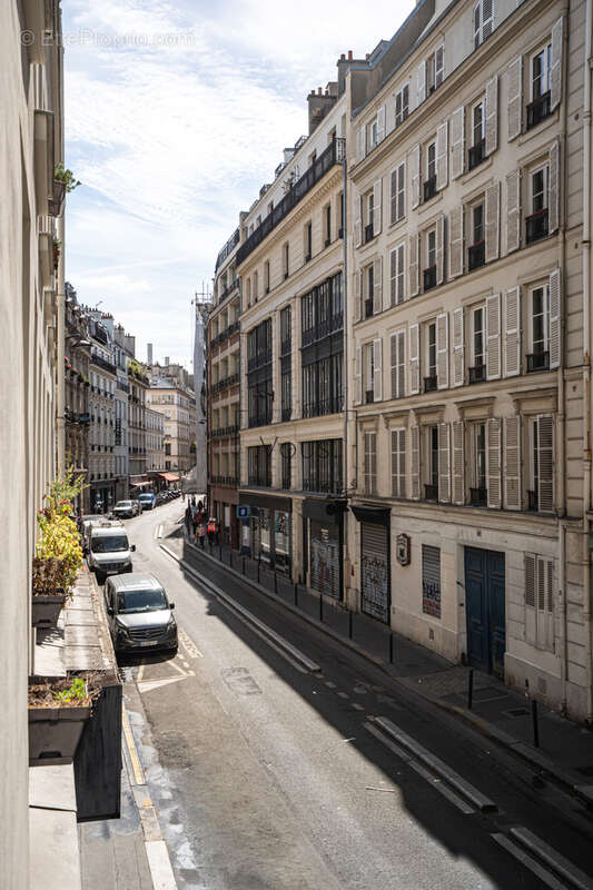Appartement à PARIS-10E