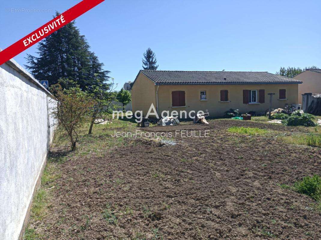 Maison plain pied 82m2 sur terrain de 950m2 - photo 10