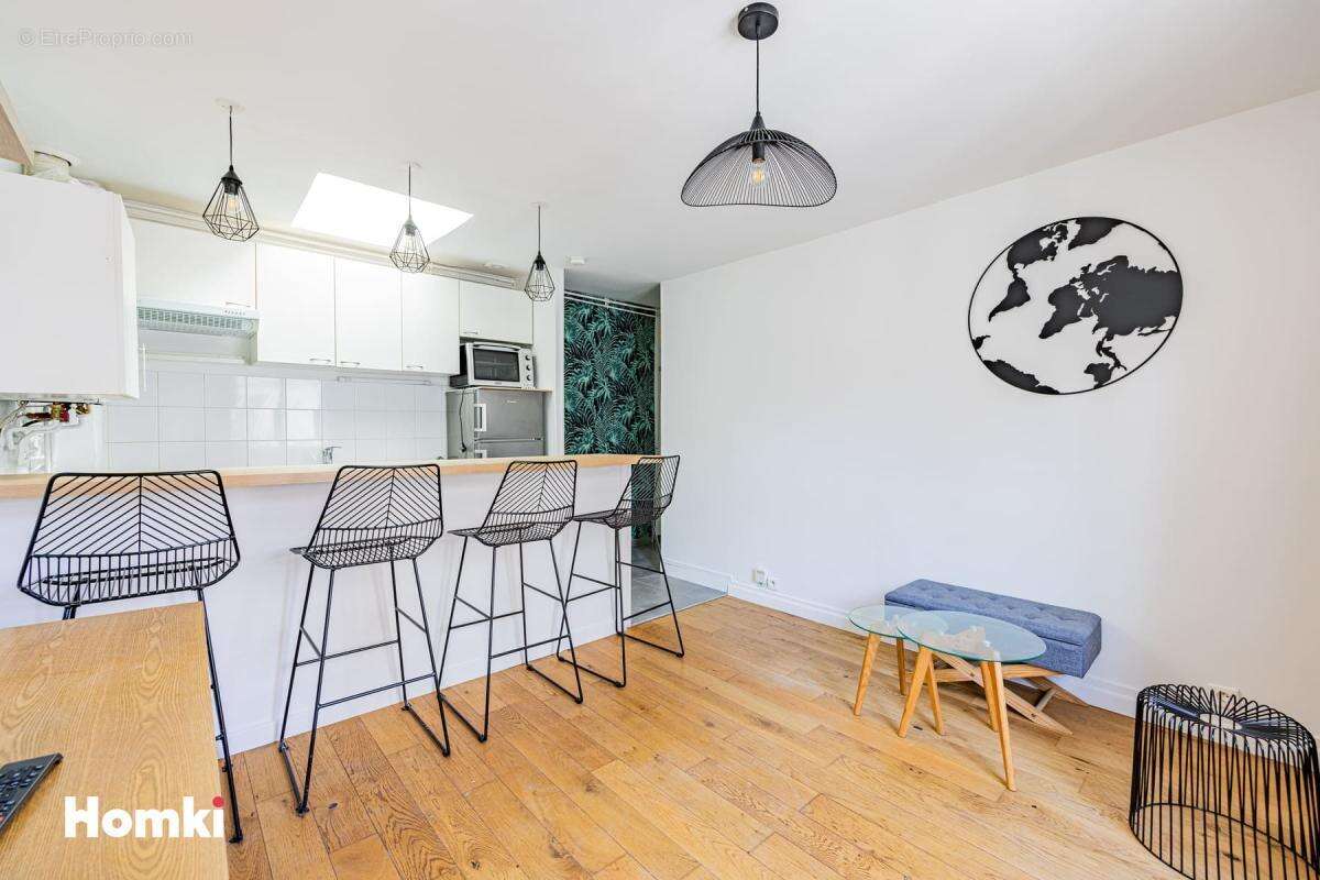 Appartement à PARIS-10E