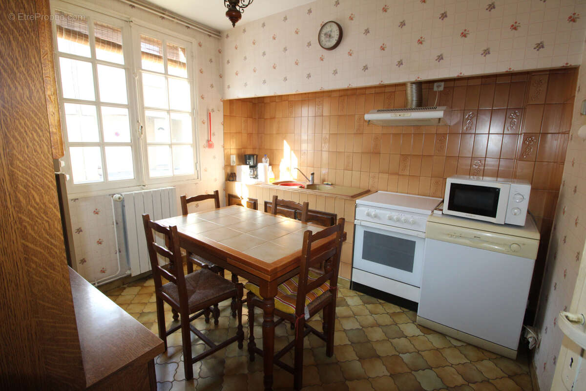 Maison à COUIZA