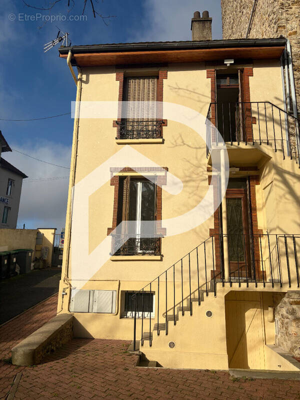 Maison à VIRY-CHATILLON