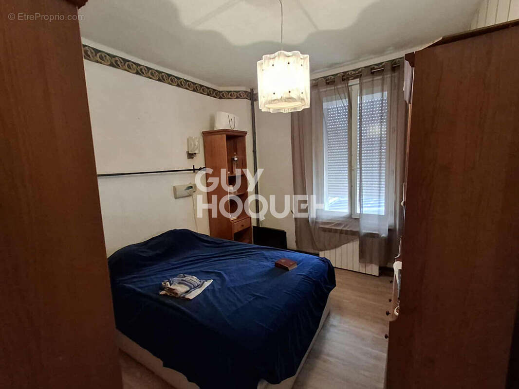 Maison à CRECY-SUR-SERRE