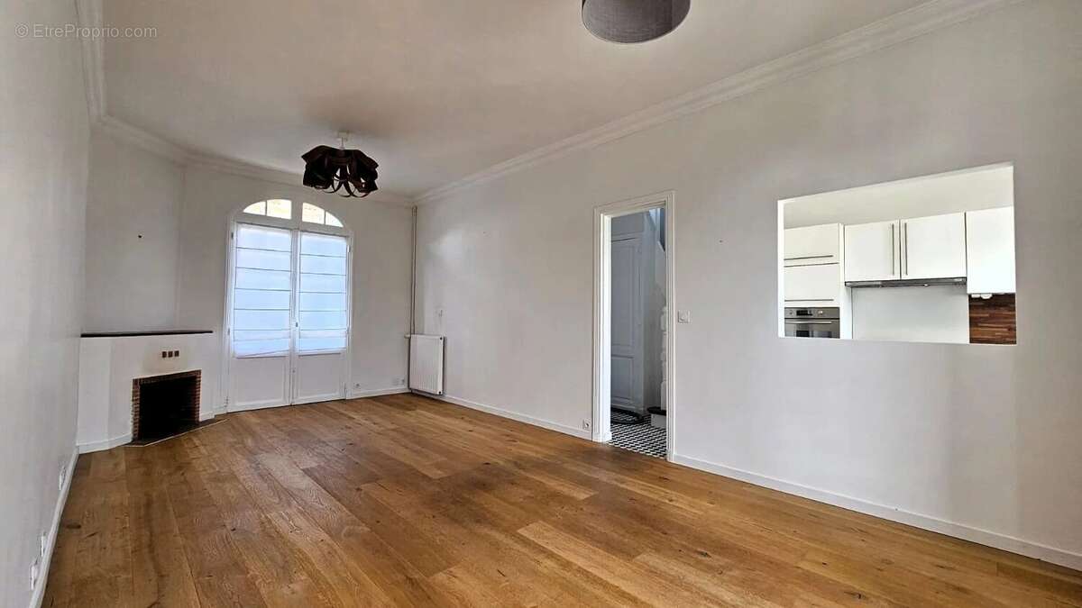 Maison à SAINT-GEORGES-DE-DIDONNE