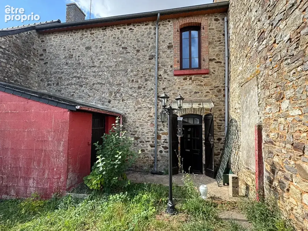 Maison à LA CROIXILLE