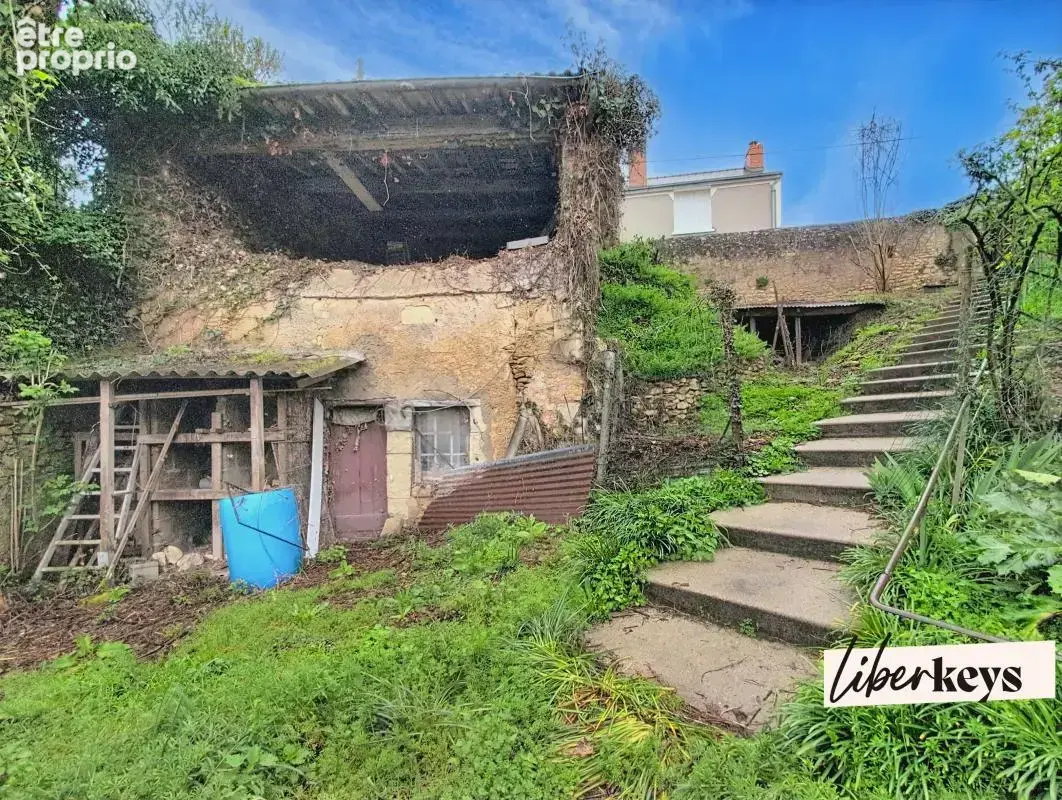 Face au Thouet une maison à rénover et terrain constructible à Fort potentiel - photo 10