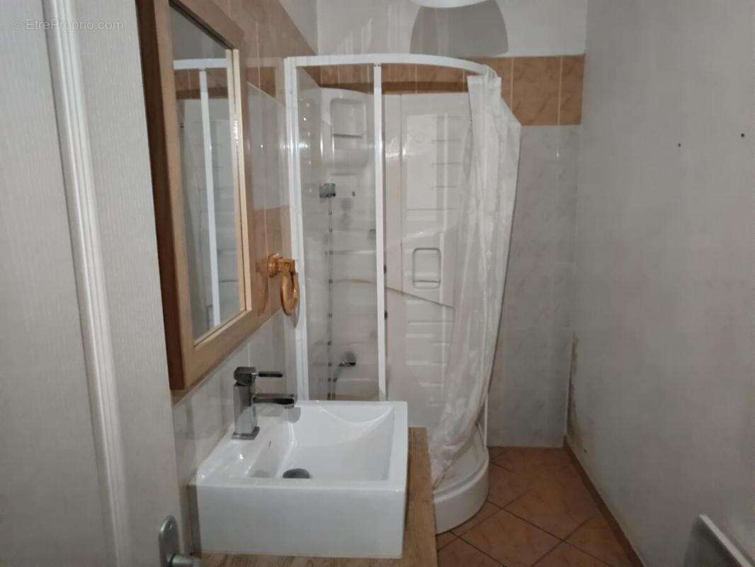 Maison à MENESPLET